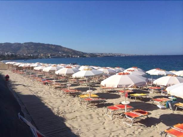 Imagen de los exteriores del Baia dello Stretto. Foto 17