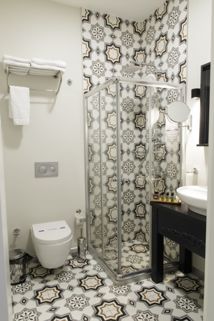 Imagen de la habitación del Bakırk&ouml;y Des Suit Otel. Foto 15