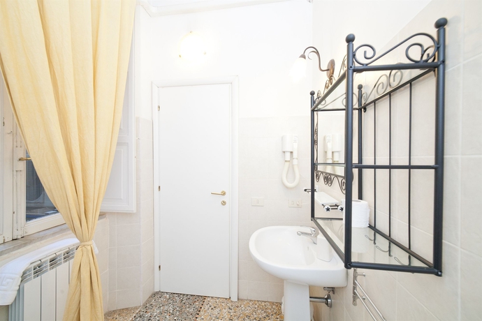 Imagen de la habitación del Baldassini. Foto 8