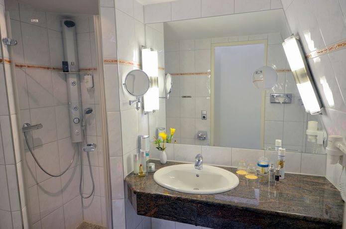 Imagen de la habitación del Baltic Hideaway Beach Hotel Warnem&uuml;nde. Foto 6