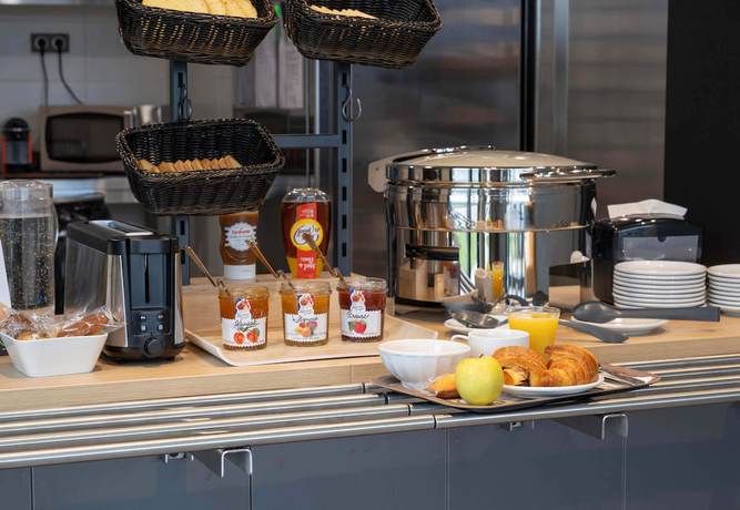 Imagen del bar/restaurante del B&B Saint-Geours-De-Maremne Hossegor. Foto 3