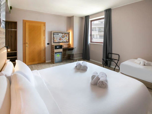 Imagen de la habitación del BandB HOTEL Latina. Foto 9