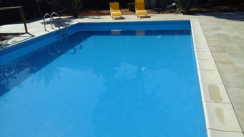 Imagen de la piscina del BandB Pelagos. Foto 20