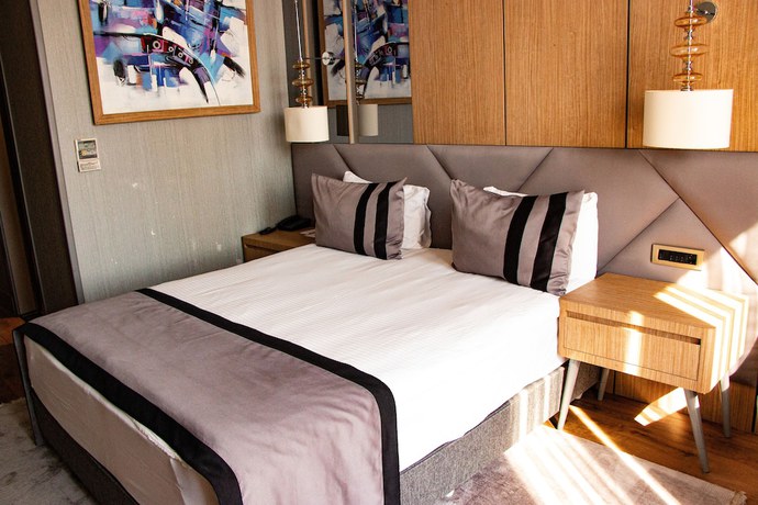 Imagen de la habitación del BandC Hotel. Foto 12