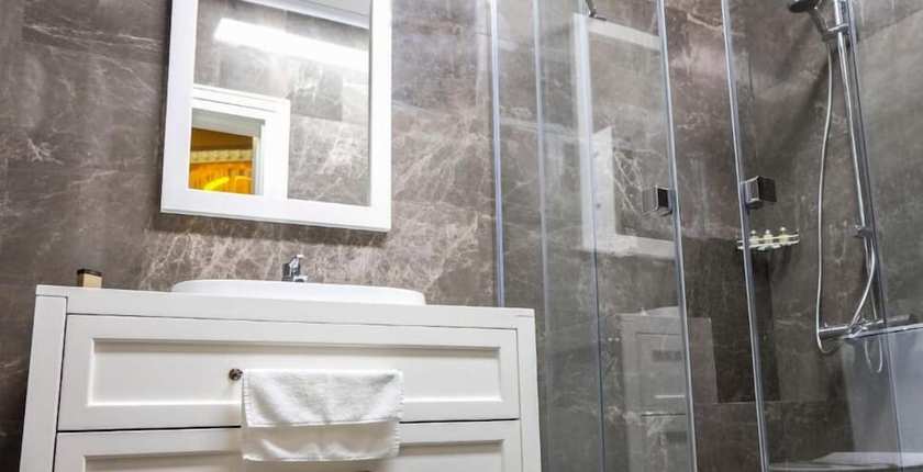 Imagen de la habitación del Bandırma Palas Hotel. Foto 14