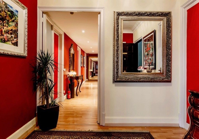 Imagen de los interiores del Barcino 147. Foto 12