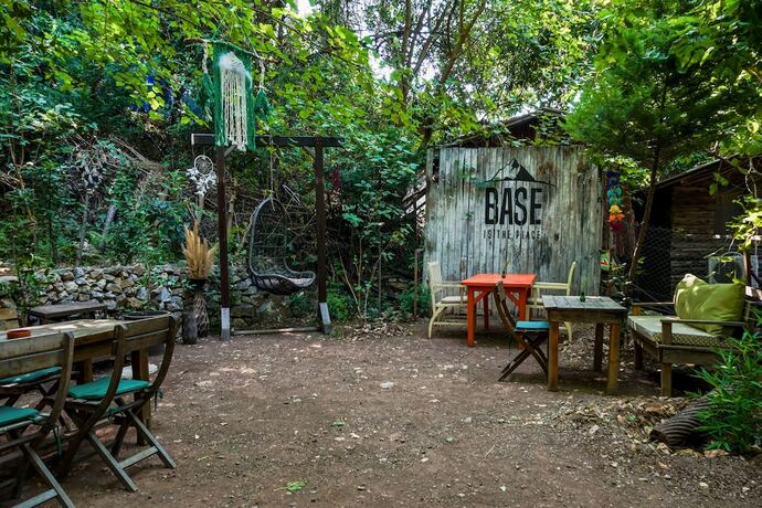 Imagen general del Base Bungalows. Foto 8