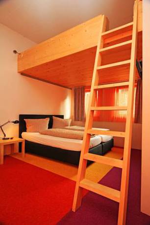 Imagen de la habitación del Basemontafon. Foto 12