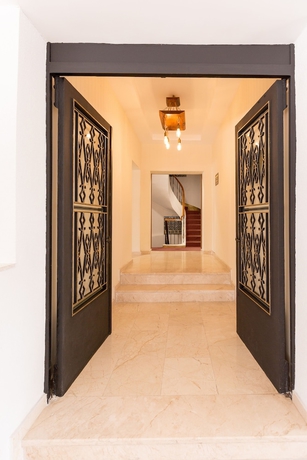 Imagen de los interiores del Baskent Konukevi. Foto 19
