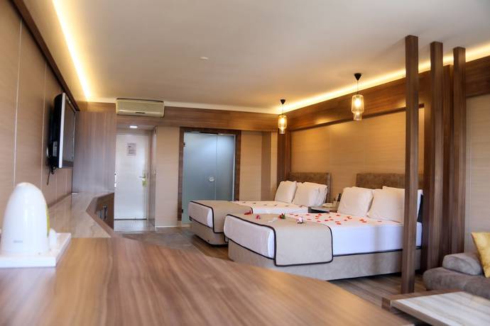 Imagen de la habitación del Basmacioglu Hotel - Special Class. Foto 10