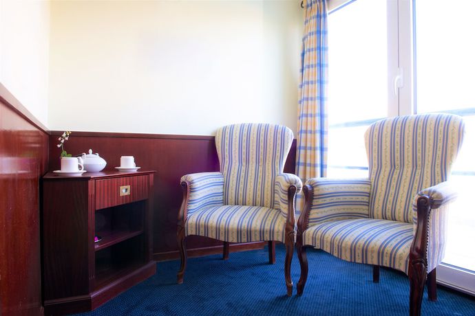 Imagen de la habitación del Bateau H&ocirc;tel Le Chardonnay. Foto 8