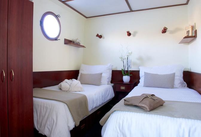Imagen de la habitación del Bateau H&ocirc;tel Le Chardonnay. Foto 9