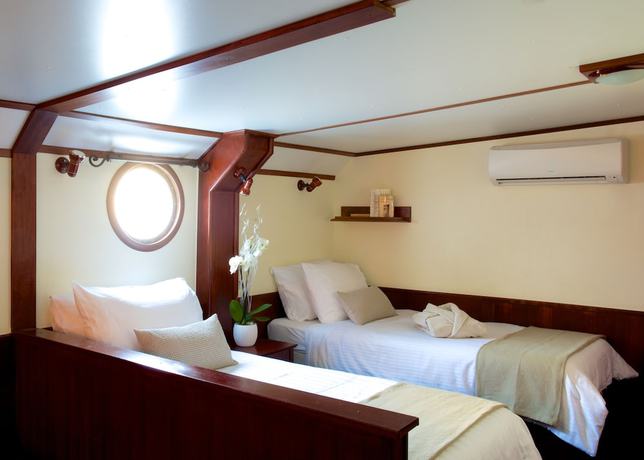 Imagen de la habitación del Bateau H&ocirc;tel Le Chardonnay. Foto 10