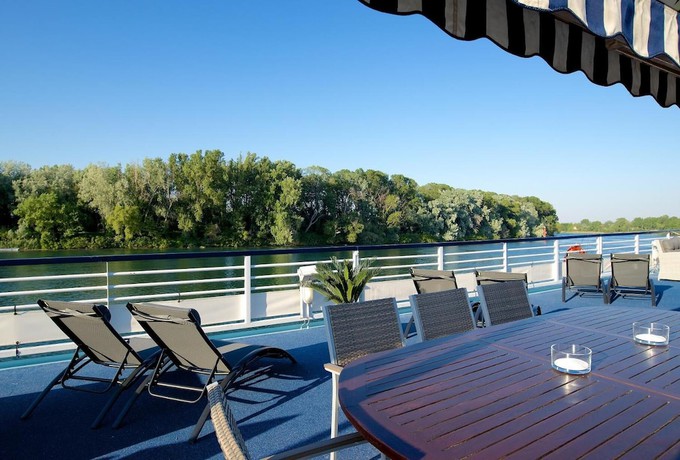 Imagen de la habitación del Bateau H&ocirc;tel Le Chardonnay. Foto 15