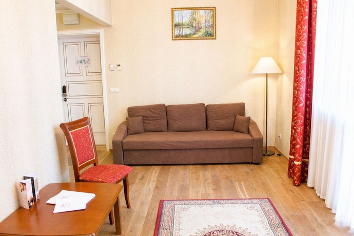 Imagen de la habitación del Batthy&aacute;ny Kast&eacute;lysz&aacute;ll&oacute;. Foto 5