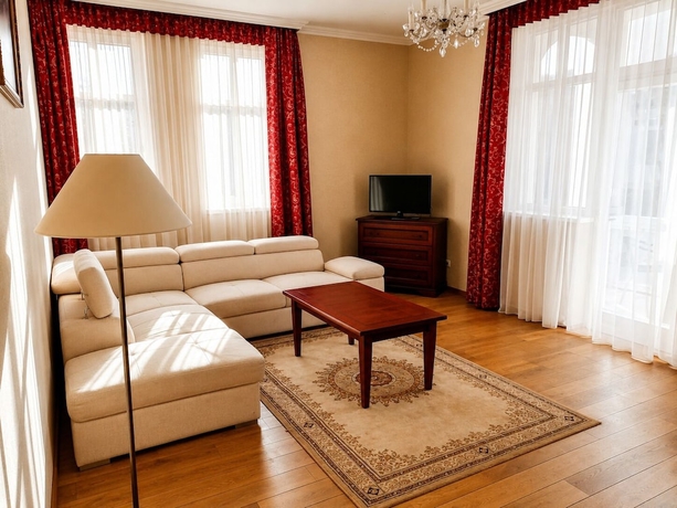 Imagen de la habitación del Batthy&aacute;ny Kast&eacute;lysz&aacute;ll&oacute;. Foto 6