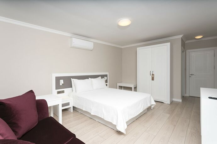 Imagen general del Bay Nihat Lale Otel. Foto 3