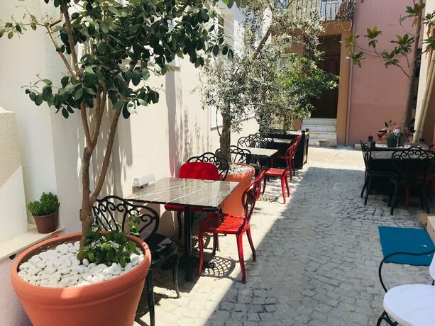 Imagen general del Bay Nihat Lale Otel. Foto 6
