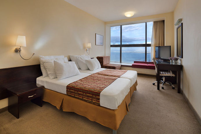 Imagen de los interiores del Bay View Haifa. Foto 13