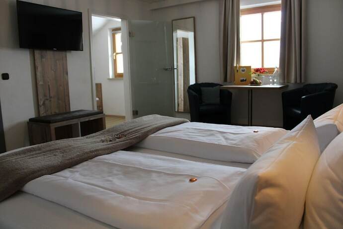 Imagen de la habitación del Bayerische Gastwirtschaft Dimpfl-Stadl. Foto 16