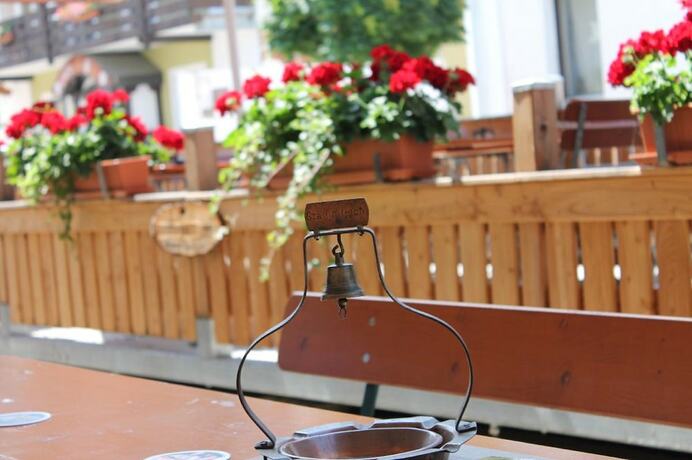 Imagen general del Bayerische Gastwirtschaft Dimpfl-Stadl. Foto 3