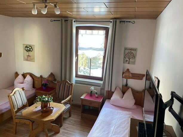 Imagen de la habitación del Bayerischer Hof, Schl&ouml;&szlig;lein. Foto 11