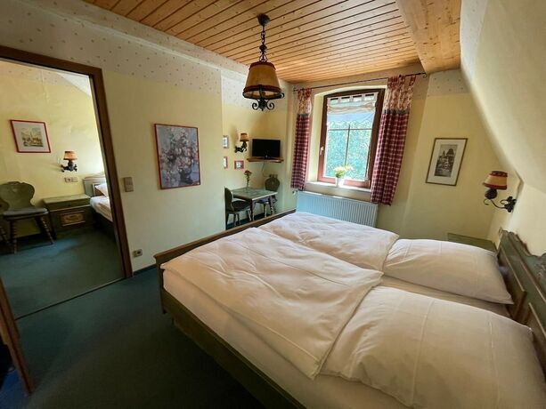 Imagen de la habitación del Bayerischer Hof, Schl&ouml;&szlig;lein. Foto 14