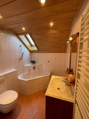 Imagen de la habitación del Bayerischer Hof, Schl&ouml;&szlig;lein. Foto 17