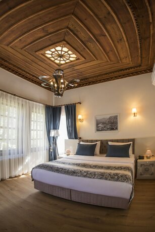 Imagen general del Bayezid Han Konak. Foto 8