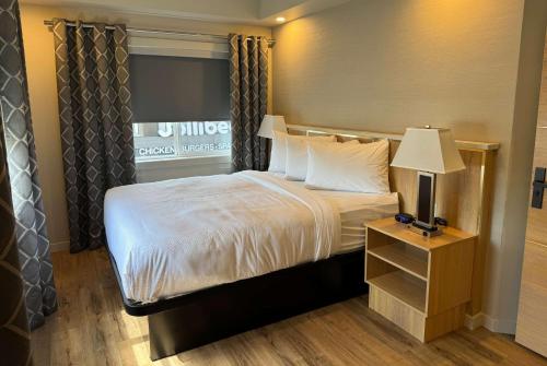 Imagen de la habitación del Baymont by Wyndham West Edmonton. Foto 13