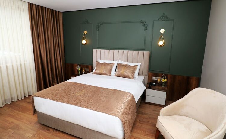 Imagen de la habitación del Bayrak Grand Hotel. Foto 16
