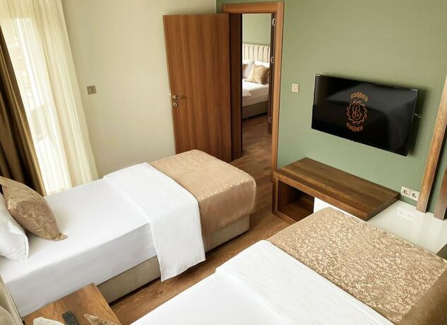 Imagen de la habitación del Bayrak Grand Hotel. Foto 18