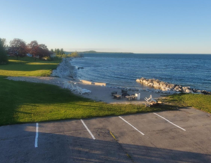 Imagen general del Bayview Lakefront Inn. Foto 14