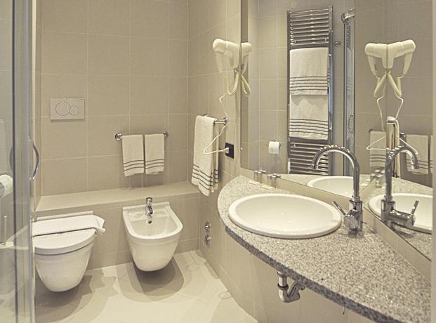 Imagen de la habitación del Bb Hotels Aparthotel Isola. Foto 2