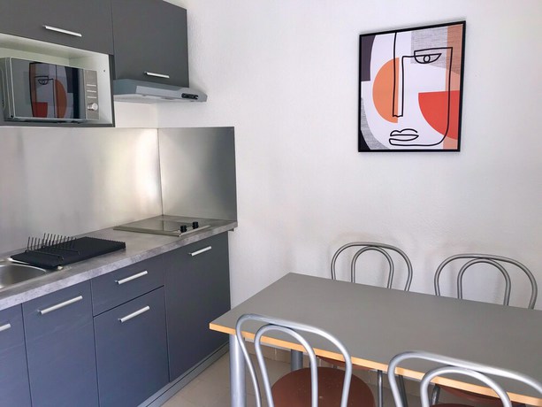 Imagen de la habitación del Beach Cannes Bungalows. Foto 16