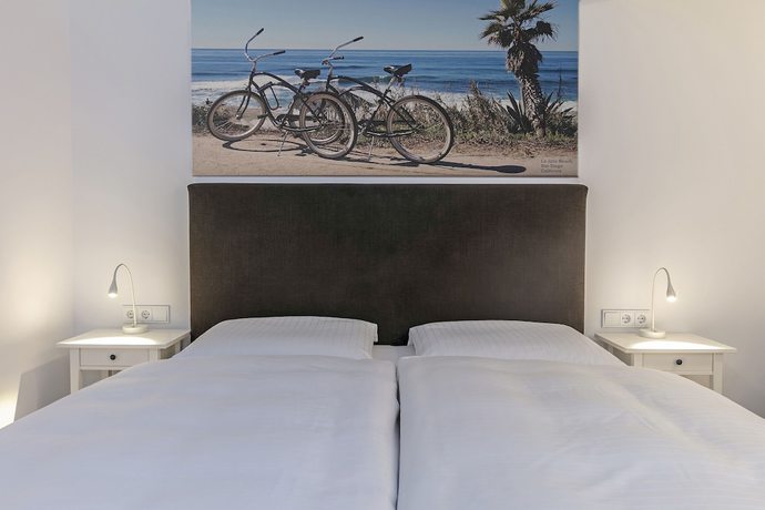 Imagen de la habitación del Beach Hotel California. Foto 17