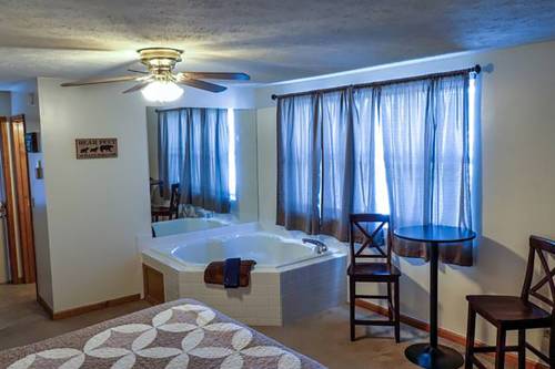 Imagen de la habitación del Bear Camp By The Night. Foto 3