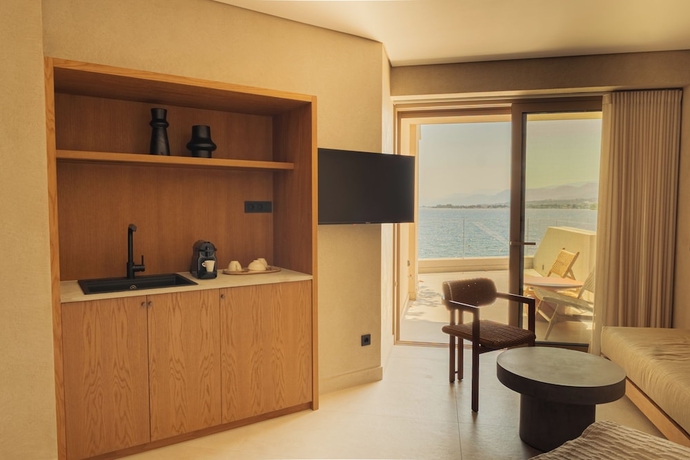 Imagen de la habitación del Beau Rivage Suites. Foto 6