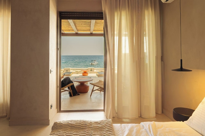 Imagen de la habitación del Beau Rivage Suites. Foto 11
