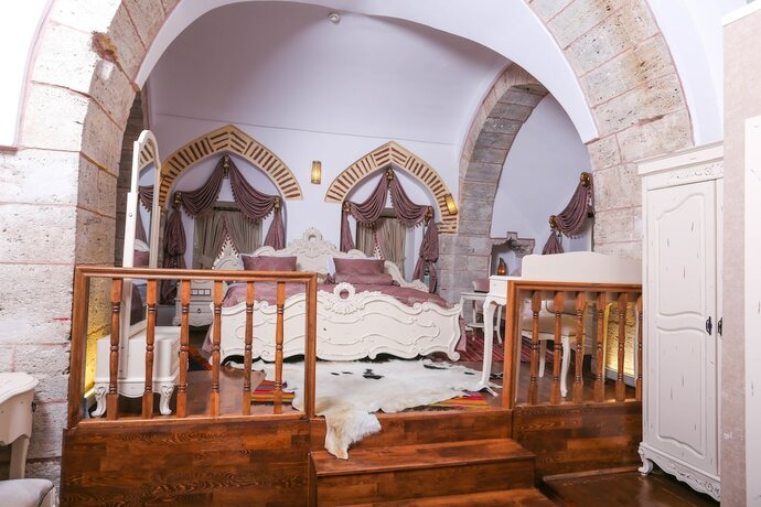 Imagen de la habitación del Behrampasa Otel. Foto 19