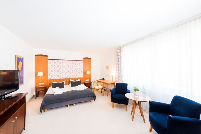 Imagen de la habitación del Bel Air Strandhotel. Foto 19