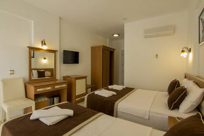 Imagen de la habitación del Belcekum Beach Hotel. Foto 8