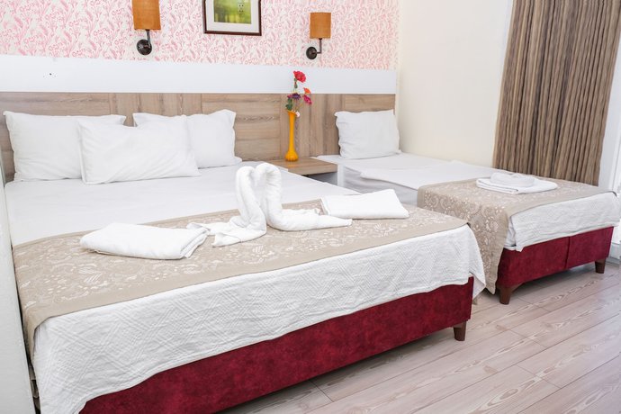 Imagen de la habitación del Beldibi Beach Hotel, BELDIBI. Foto 5
