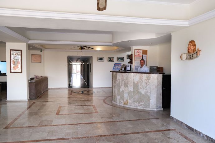 Imagen de los interiores del Beldibi Beach Hotel, BELDIBI. Foto 14