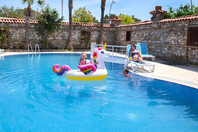 Imagen de la piscina del Beldibi Beach Hotel, BELDIBI. Foto 20