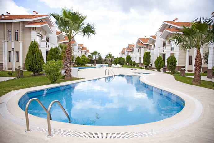 Imagen de la piscina del Belek Golf Residence 2. Foto 19