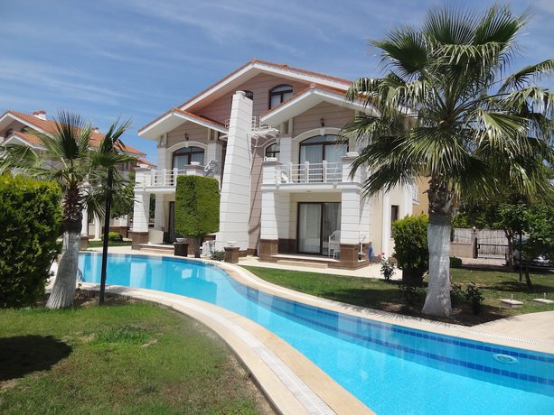 Imagen de la piscina del Belek Golf Residence 2. Foto 20