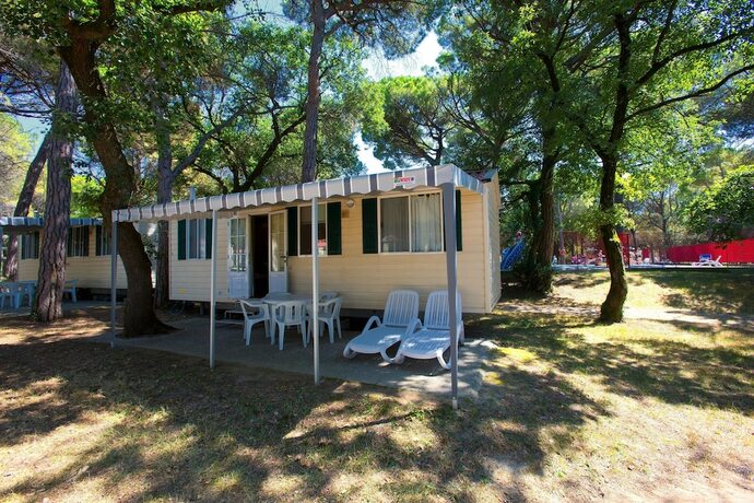 Imagen de la habitación del Belvedere Pineta Camping Village. Foto 17