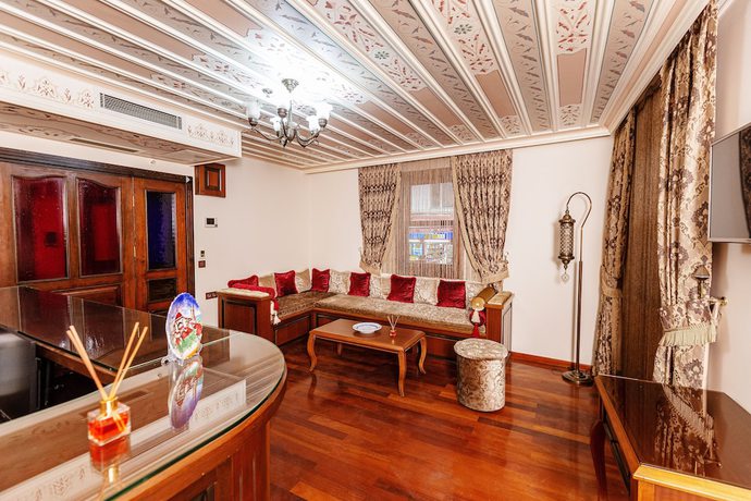 Imagen de los interiores del Bender Hotel. Foto 17