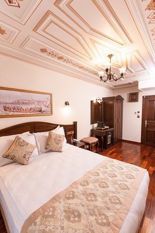 Imagen de la habitación del Bender Hotel. Foto 15